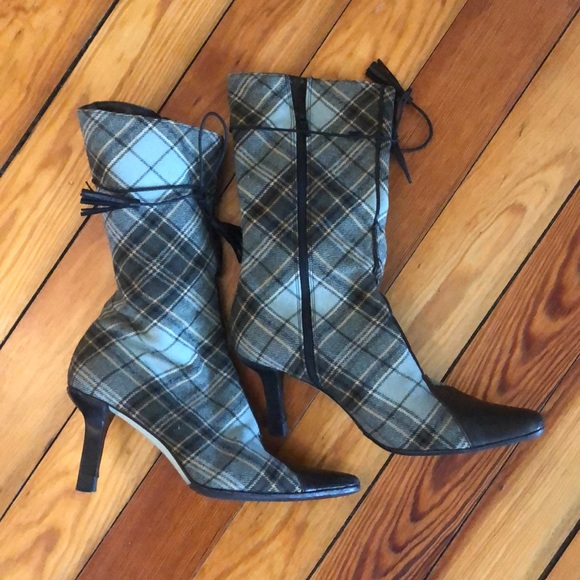 Cynthia Rowley Ladies Boots Plaid Wool with leather tassels Size 7